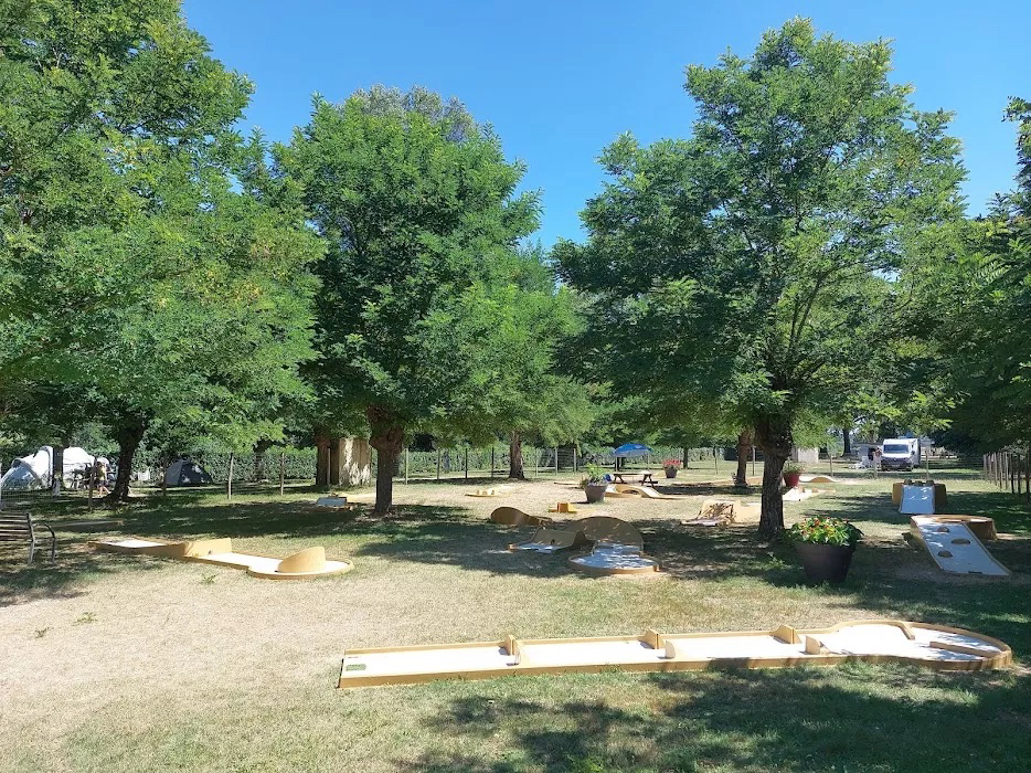 L'isle Aux Moulins Grand Center - Jargeau visuel 1/3