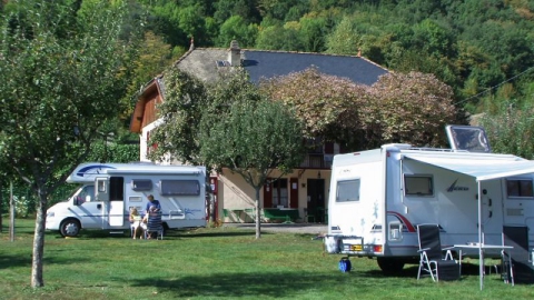 Camping -Le Verger - Sévrier - Rhone-Alpes - France Camping -Le Verger - Sévrier - Rhone-Alpes - France