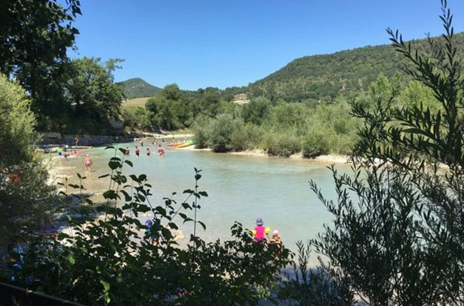 Camping -Les Chamberts - Piégros-la-Clastre - Rhone-Alpes - France Camping -Les Chamberts - Piégros-la-Clastre - Rhone-Alpes - France