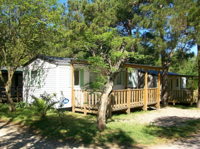 Camping - Saint-Martin-de-Crau - Provence-Alpes-Côte d'Azur - La Chapelette Camping - Saint-Martin-de-Crau - Provence-Alpes-Côte d'Azur - La Chapelette
