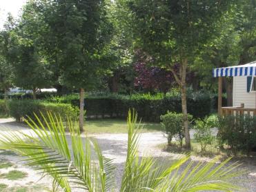 Camping -La Poterie - Mosnes - Grand Center - France Camping -La Poterie - Mosnes - Grand Center - France