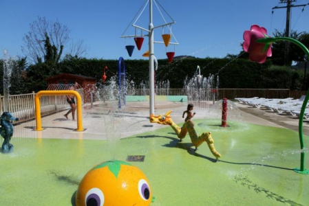 Camping -La Roubine - Vallon-Pont-d'Arc - Rhone-Alpes - France Camping -La Roubine - Vallon-Pont-d'Arc - Rhone-Alpes - France