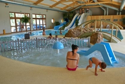 Camping -Le Champ Neuf - Saint-Quentin-en-Tourmont - Picardy - France Camping -Le Champ Neuf - Saint-Quentin-en-Tourmont - Picardy - France