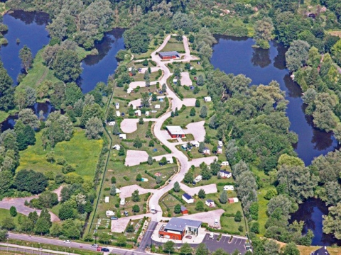 Camping - Amiens - Picardy - Le Parc des Cygnes Camping - Amiens - Picardy - Le Parc des Cygnes