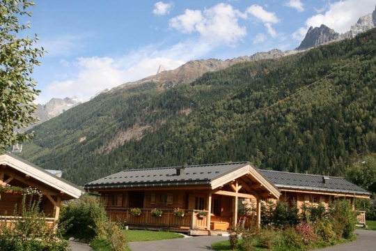 Camping -Île des Barrats - Chamonix-Mont-Blanc - Rhone-Alpes - France Camping -Île des Barrats - Chamonix-Mont-Blanc - Rhone-Alpes - France